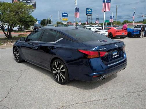 2021 Nissan Altima 2.5 SR