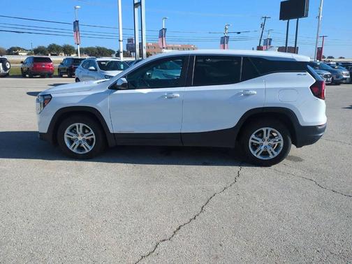 2024 GMC Terrain SLE