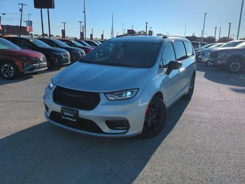 2024 Chrysler Pacifica Limited