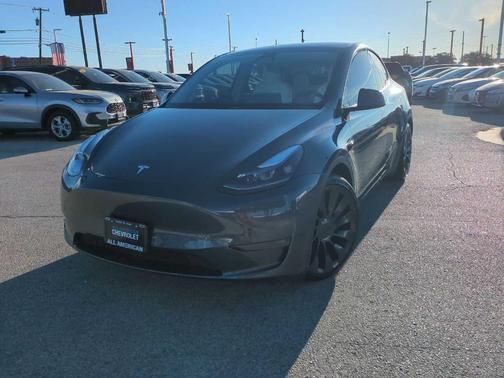 2023 Tesla Model Y Performance