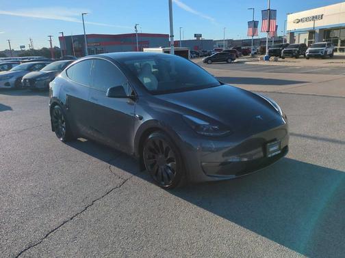2023 Tesla Model Y Performance