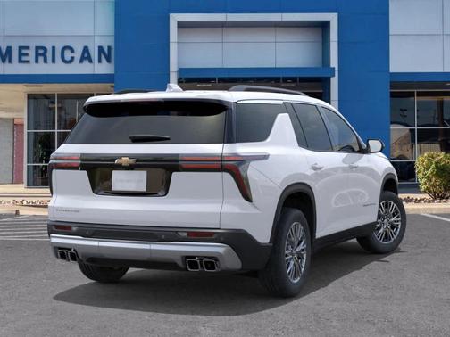 White 2026 Chevrolet Traverse LT