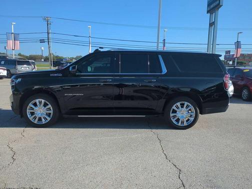 2023 Chevrolet Suburban High Country