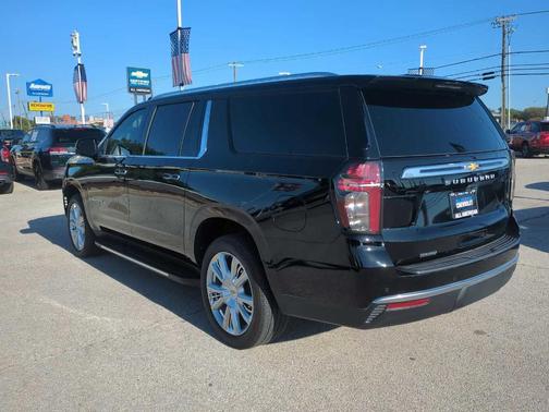 2023 Chevrolet Suburban High Country