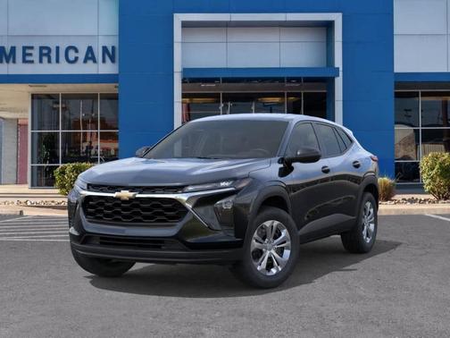 Mosaic Black Metallic 2026 Chevrolet Trax LS