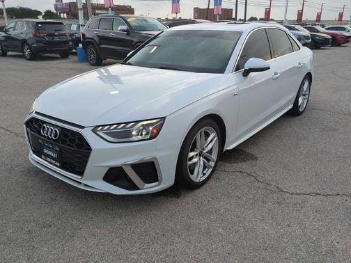 2022 Audi A4 45 S line Premium Plus