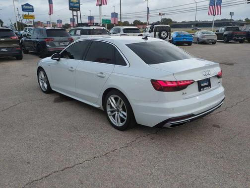 2022 Audi A4 45 S line Premium Plus