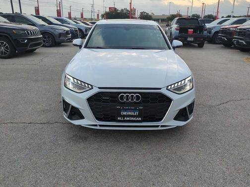 2022 Audi A4 45 S line Premium Plus