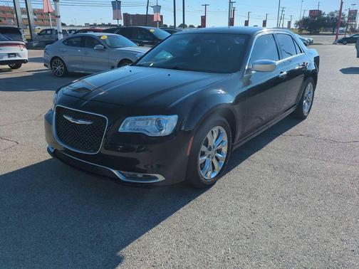 2015 Chrysler 300C Platinum