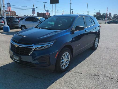 2022 Chevrolet Equinox LS