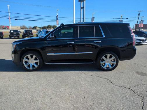 2020 Cadillac Escalade Luxury