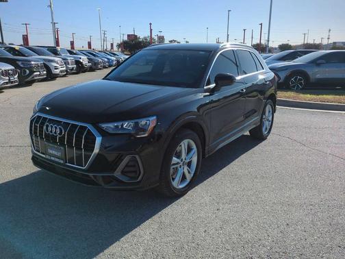 2022 Audi Q3 45 S line Premium