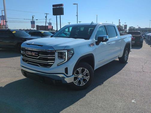 2024 GMC Sierra 1500 SLT