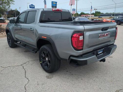 Sterling 2023 GMC Canyon Elevation