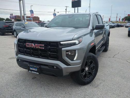 Sterling 2023 GMC Canyon Elevation