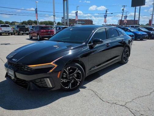 2025 Kia K5 GT-Line