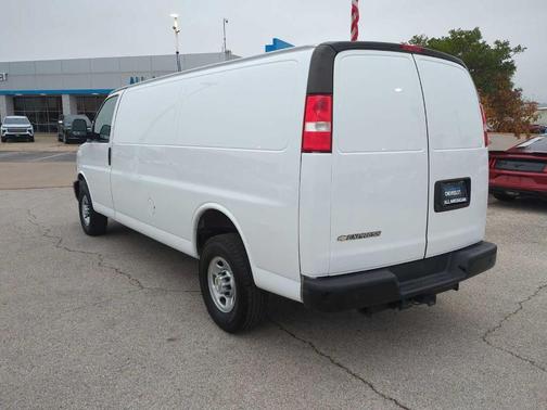 2022 Chevrolet Express 2500 Work Van