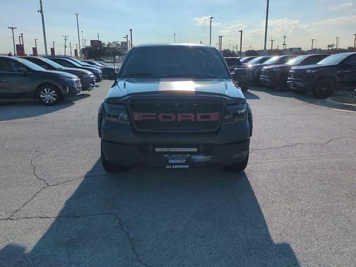 2005 Ford F-150 XLT SuperCrew