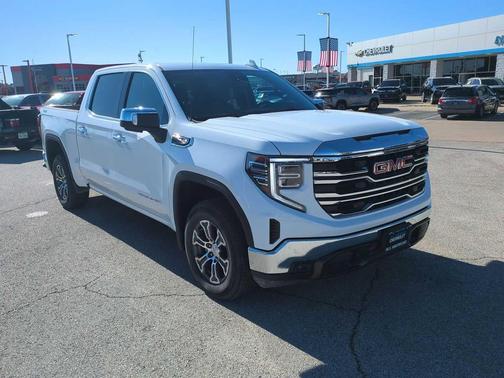 2025 GMC Sierra 1500 SLT