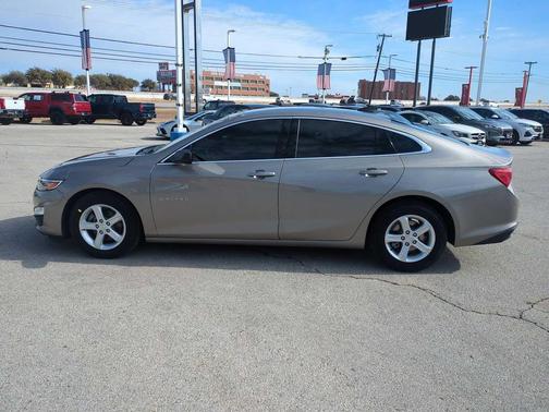 2022 Chevrolet Malibu 1LS