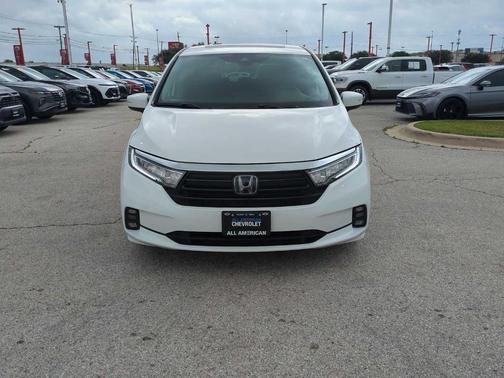 Platinum White Pearl 2024 Honda Odyssey EX-L