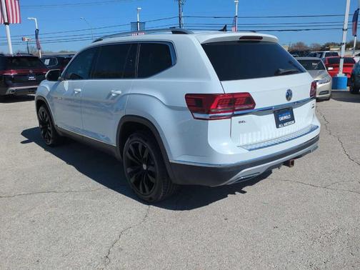 2019 Volkswagen Atlas 3.6L SEL Premium