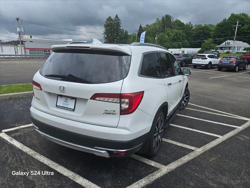 2021 Honda Pilot AWD Elite
