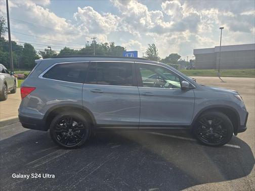 2022 Honda Pilot AWD Special Edition