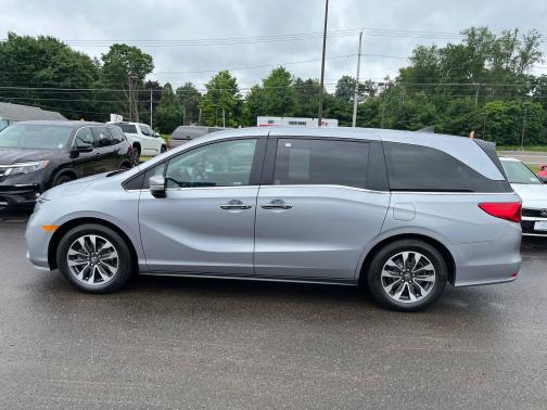 Lunar Silver Metallic 2022 Honda Odyssey