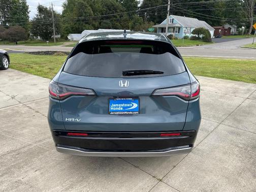 Pearl 2027 Honda HR-V EX-L
