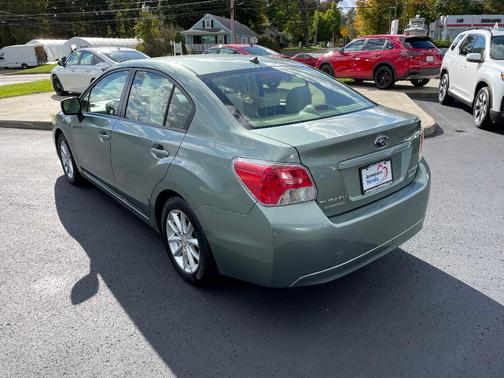 Jasmine Green Metallic 2014 Subaru Impreza 2.0i Premium