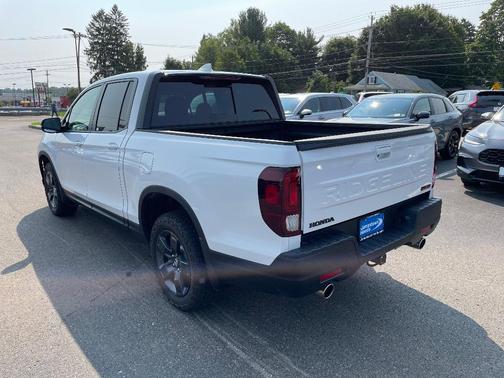 Platinum White Pearl 2026 Honda Ridgeline TrailSport