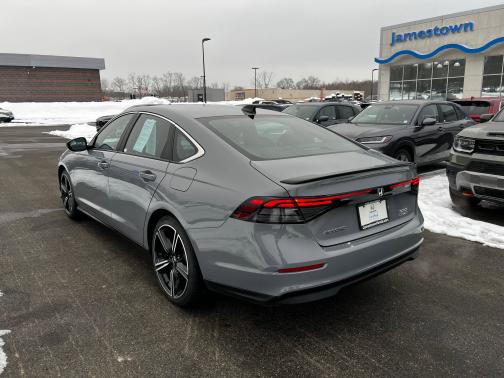 2024 Honda Accord Hybrid 