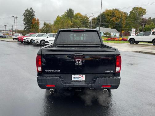 Crystal Black Pearl 2023 Honda Ridgeline RTL-E