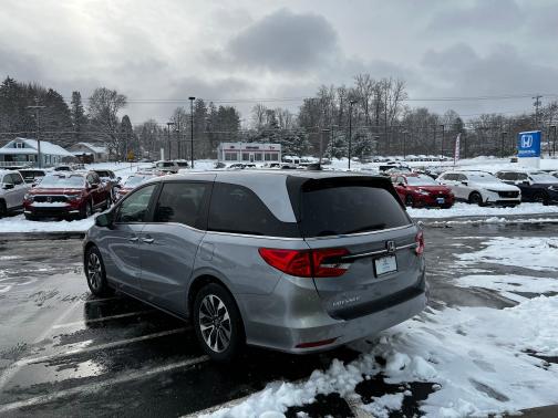 2023 Honda Odyssey 