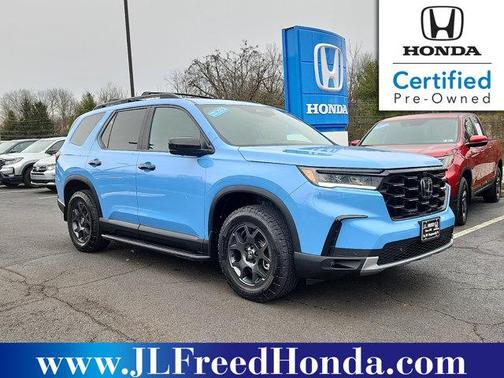 2023 Honda Pilot AWD TrailSport