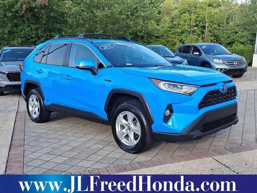 2021 Toyota RAV4 Hybrid XLE