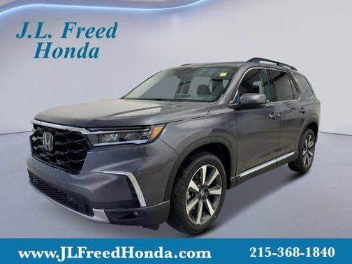 2025 Honda Pilot Touring 8-Passenger