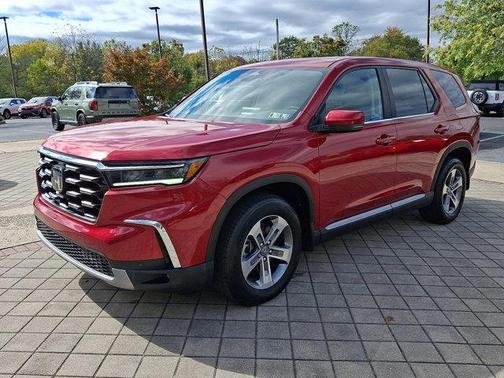 2023 Honda Pilot AWD EX-L 8 Passenger