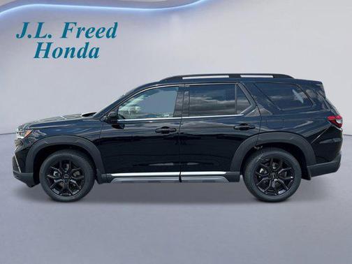 2025 Honda Pilot Touring 8-Passenger