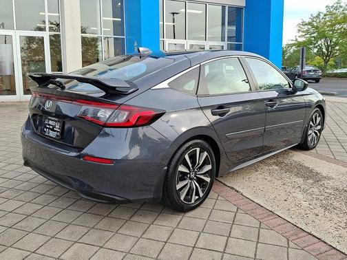 2022 Honda Civic EX-L