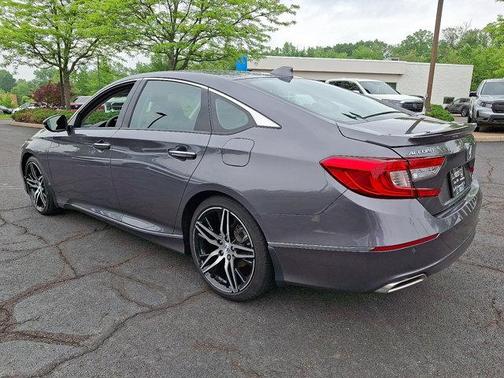 2022 Honda Accord Touring 2.0T