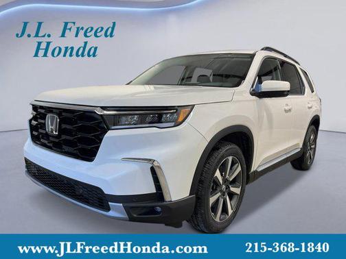 2025 Honda Pilot Touring 8-Passenger