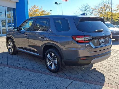 2024 Honda Pilot EX-L 7 Passenger