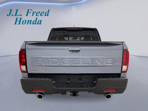 2025 Honda Ridgeline Black