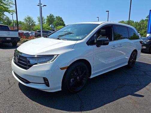 2024 Honda Odyssey Sport