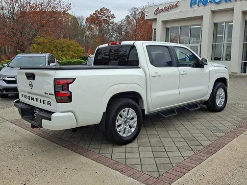 2023 Nissan Frontier SV