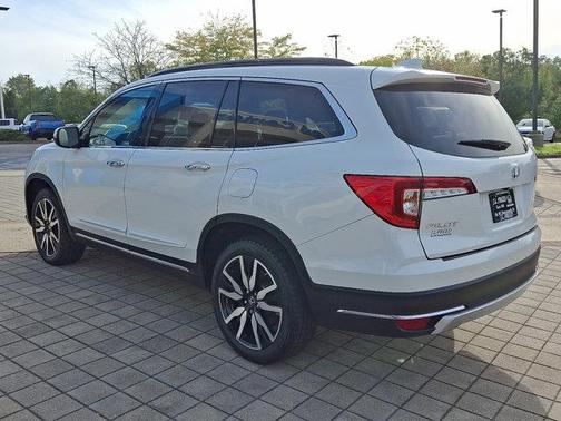 2022 Honda Pilot AWD Elite