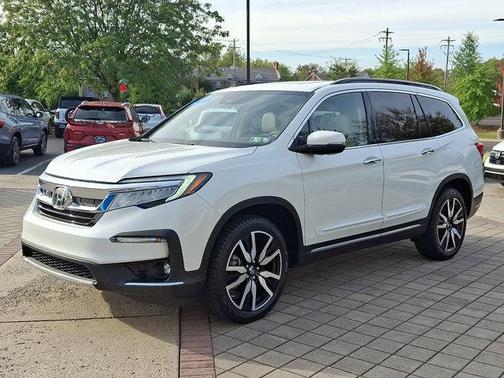 2022 Honda Pilot AWD Elite