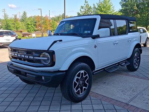 2024 Ford Bronco Outer Banks
